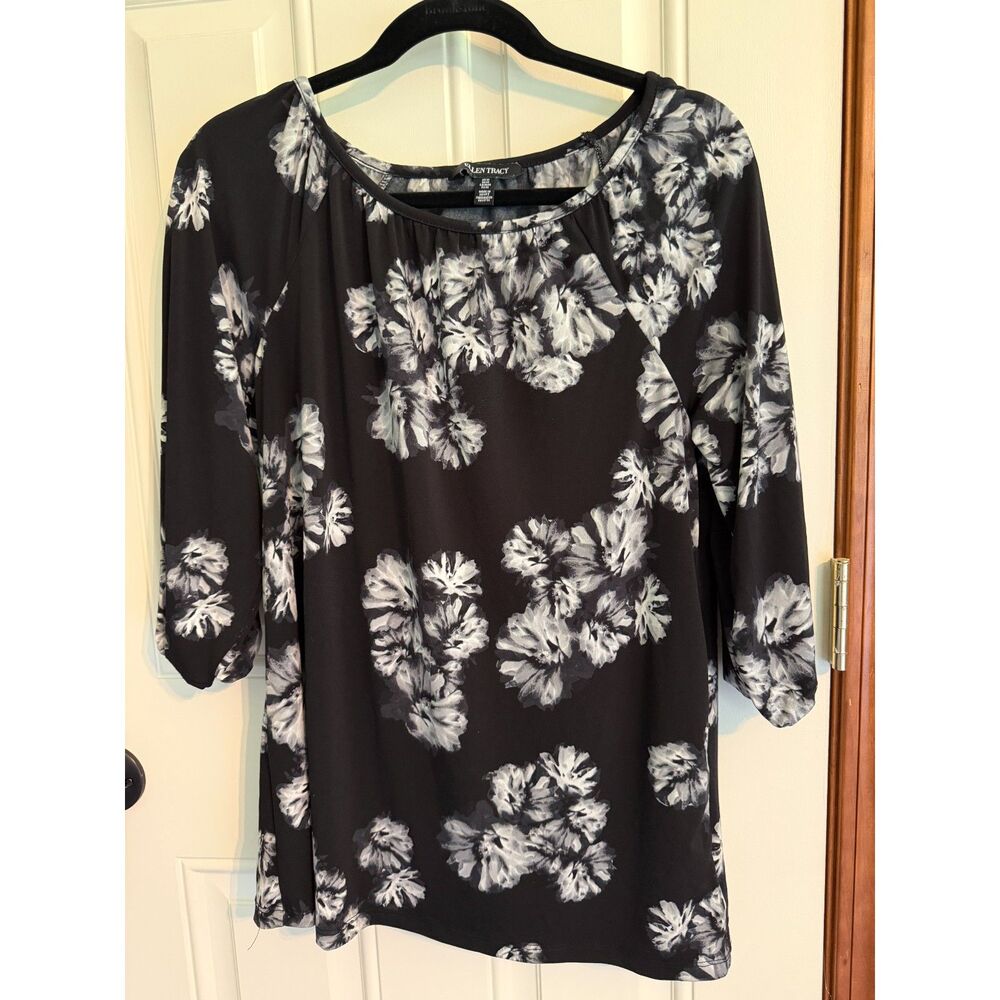 Ellen Tracy 3/4 sleeve blouse size M
